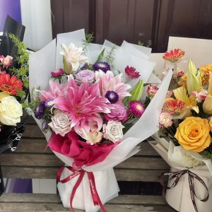 Bouquet (အလှပန်းစည်း)